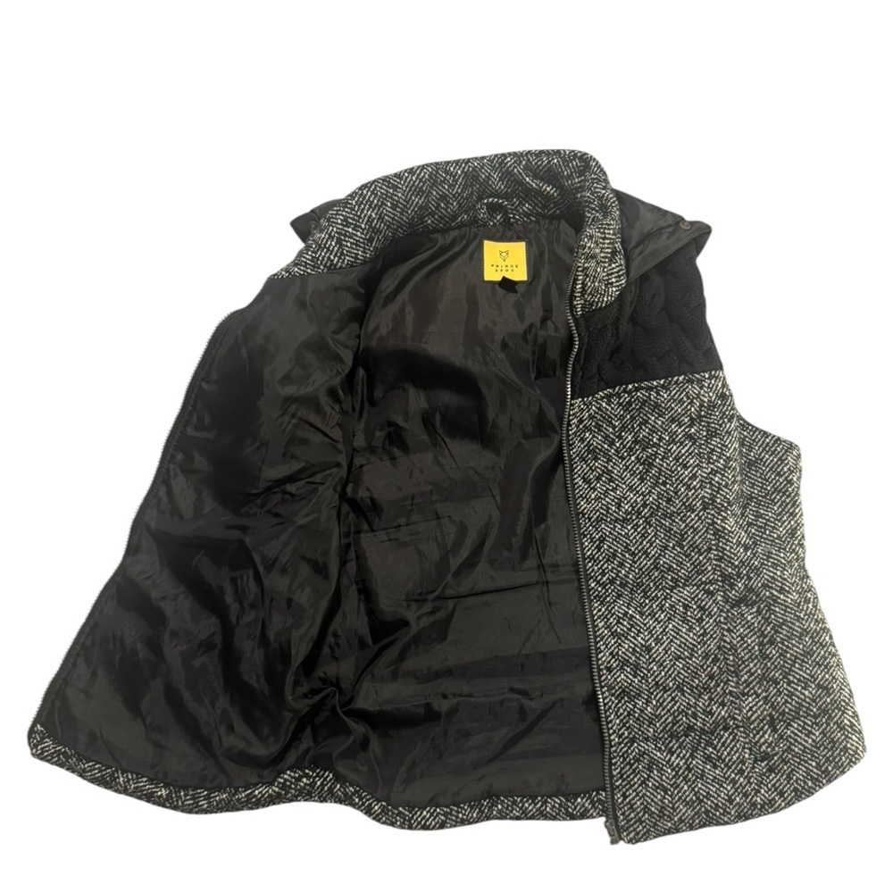 Prince & Fox Black and White Vest - Picture 3 of 6